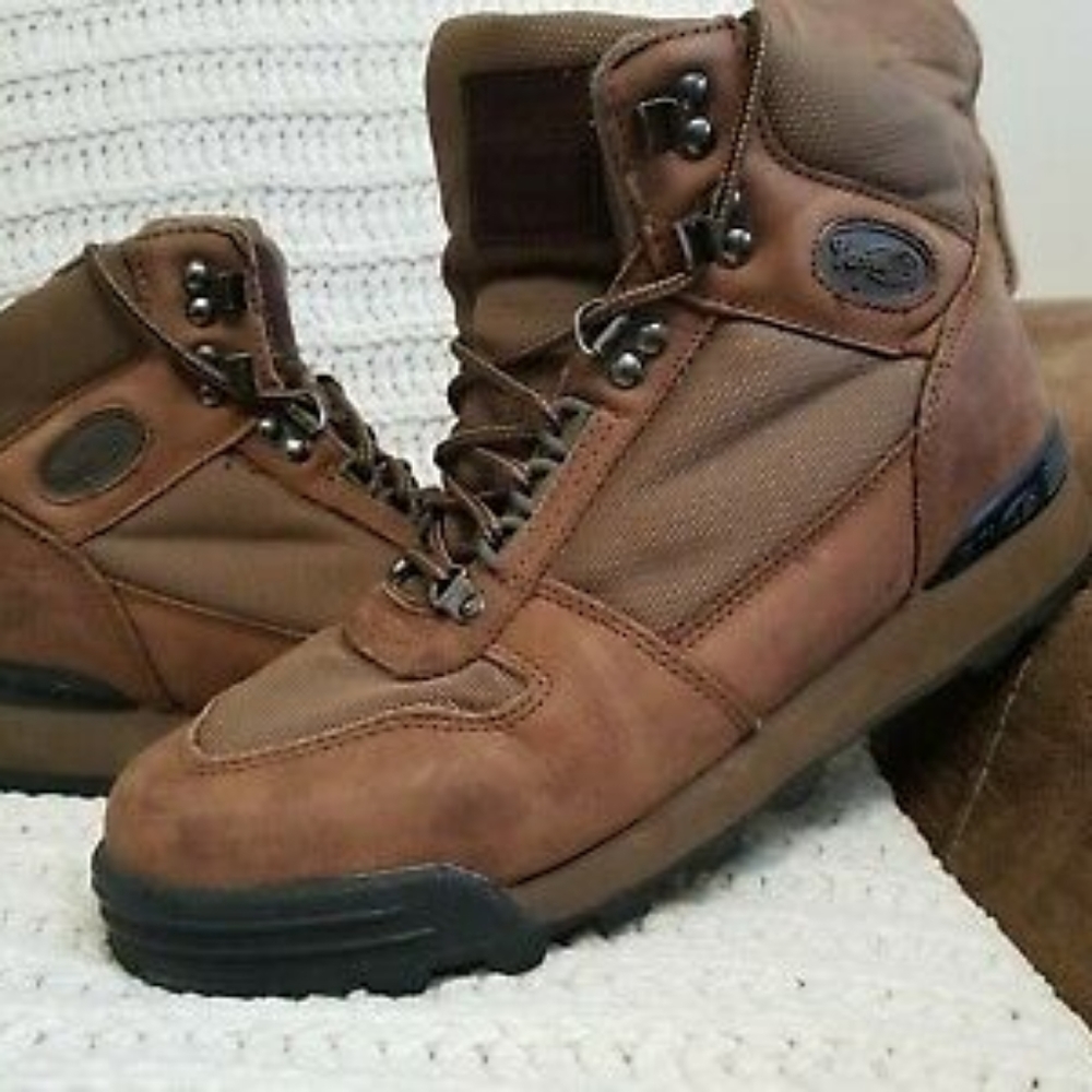 Vasque Alpha Boot Hiking Boots